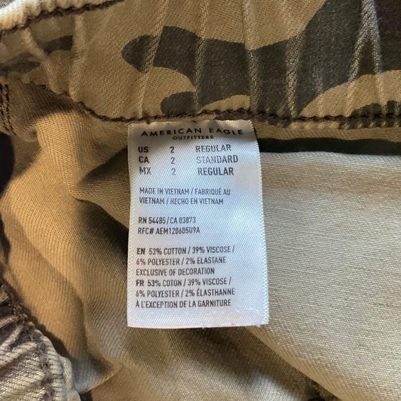American Eagle Outfitters Jogger Jeans Womens 2 Green Brown Camo - Picture 4 of 11